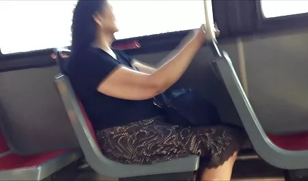 Una amante del sexo apasionado en el solarium, sigue vecina xxx video bebiendo espasmos