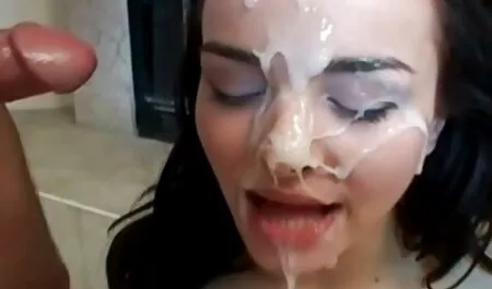 Elige una chica en la calle, travieso, por favor videos xxx con mi vecina pollos