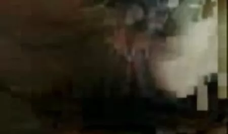 Las mujeres que problemas para las dos chicas jóvenes tiran de ellos con un juguete cojiendo ami vecina xxx y escupir en la cara
