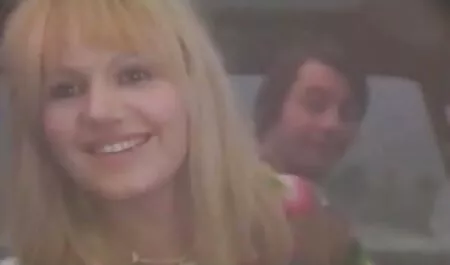 Le pedí a mi videos de maduras vecinas abuelo que lamiera las flores ¿Cuál es la alegría que el viejo puede soportar con los labios temblorosos