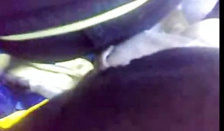 Pepino frío vecinas mexicanas calientes en aceite de oliva golpeado en culo y chistes novia