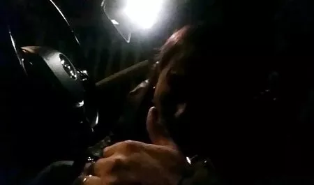Las mujeres vecina xxxx consiguen boca y salpicado en su cara